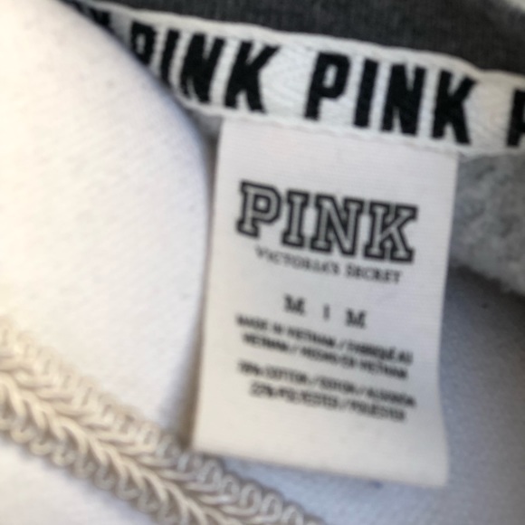 PINK VICTORIA SECRET WOMEN’S SWEAT SHIRT***SOLD*** - Picture 2 of 4